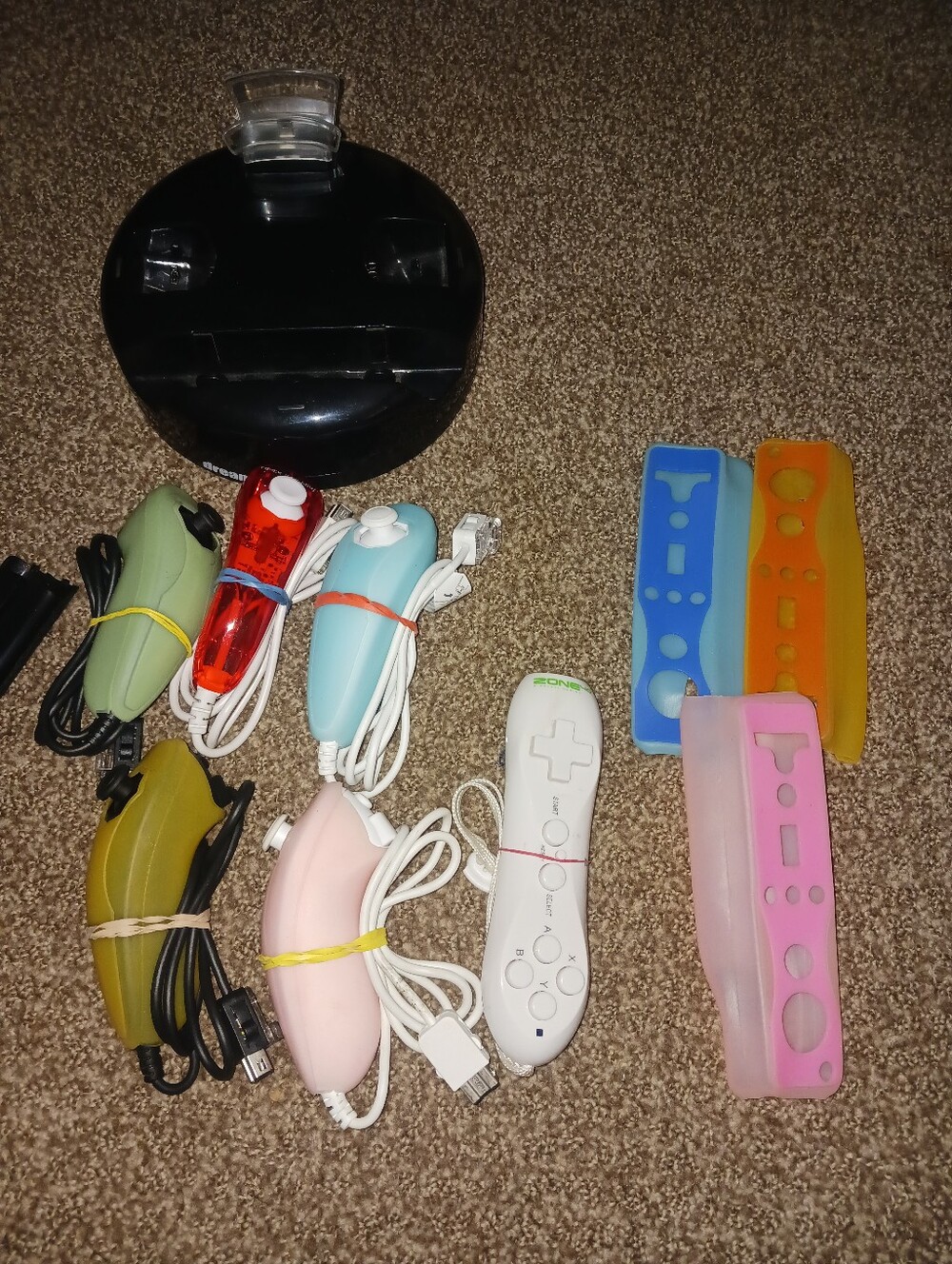 Wii Accessory Bundle - Picture 3 of 3